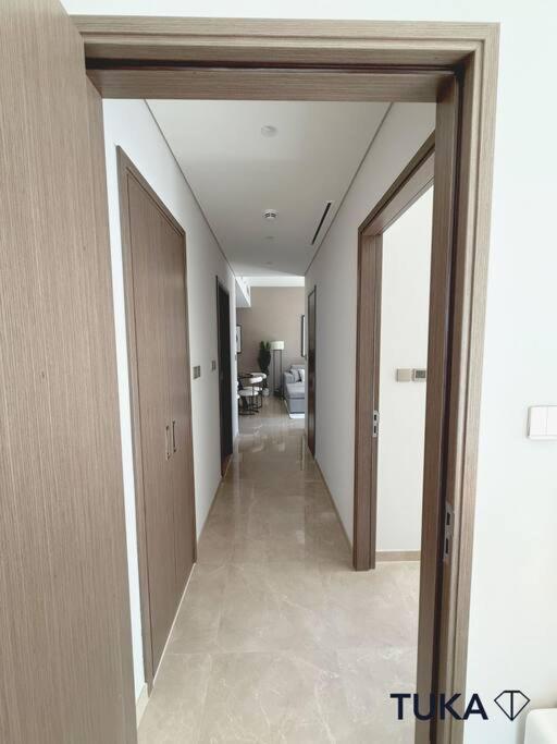 Infinity Pool - Luxury 2-bhk - Fountain View * Dubai